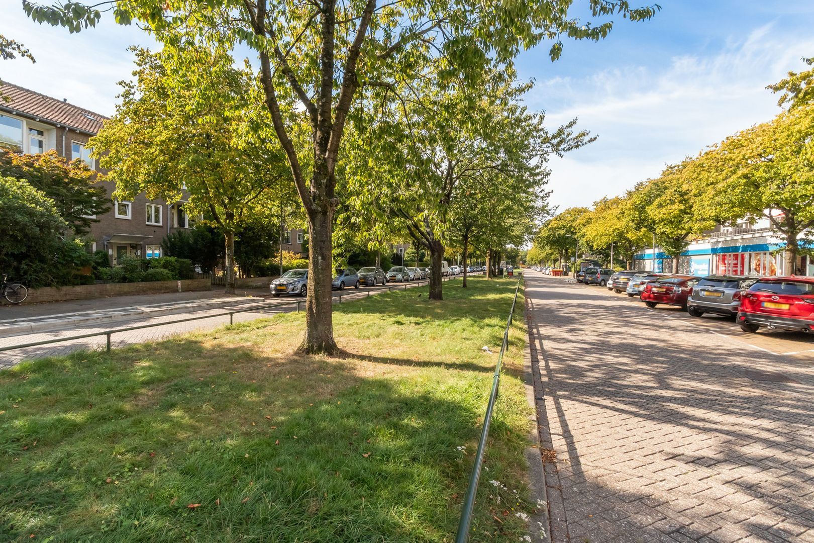 Admiraal de Ruyterlaan 59, Hilversum foto-15 blur