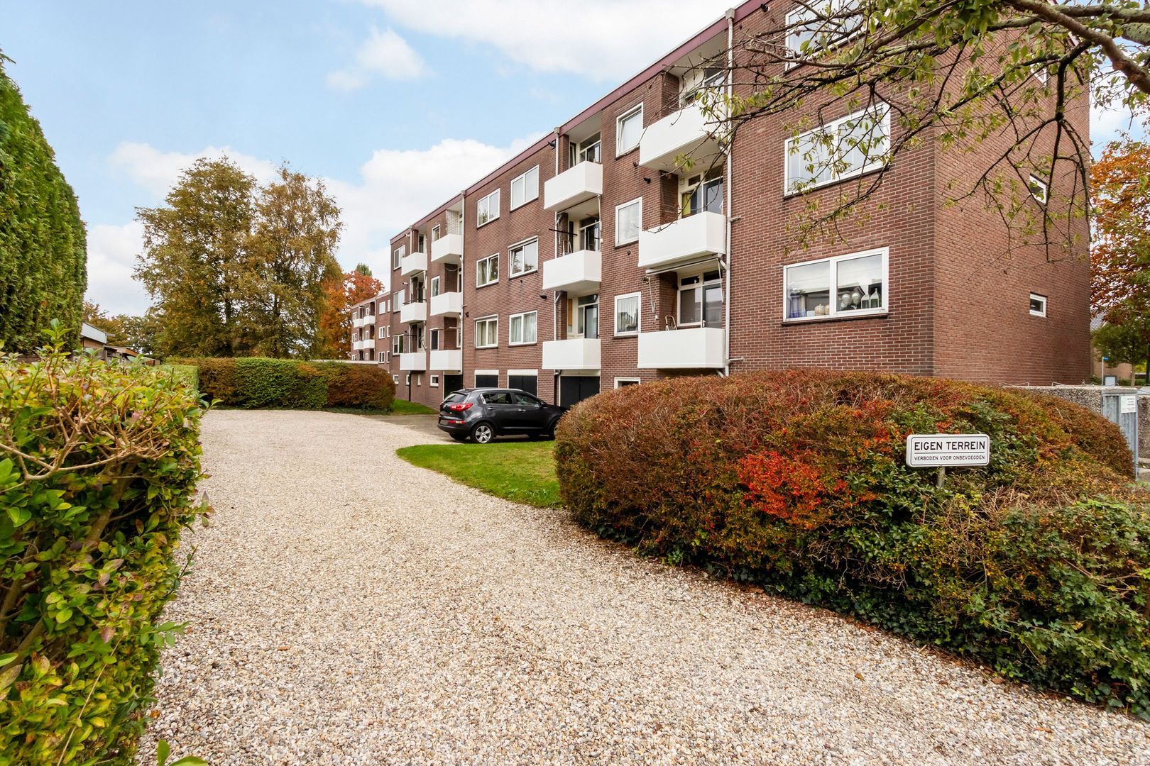 Burgemeester Jur. Visserlaan 32, Naarden foto-16 blur
