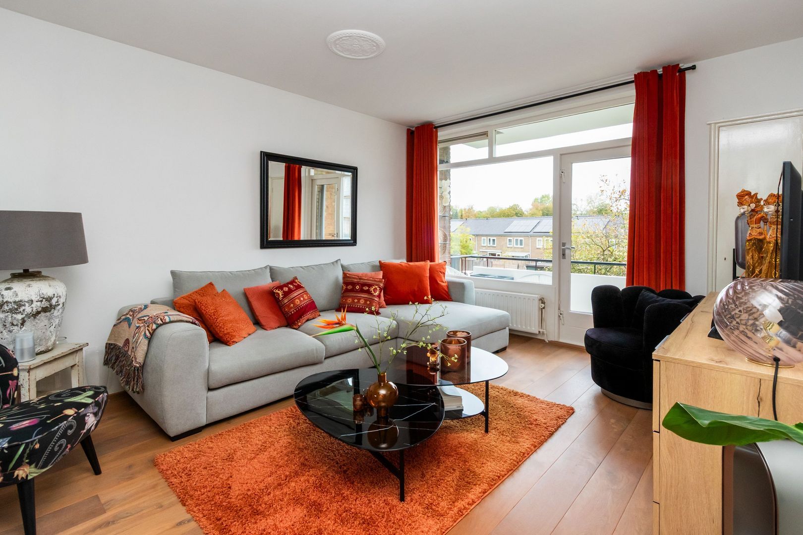 Burgemeester Jur. Visserlaan 32, Naarden foto-4 blur