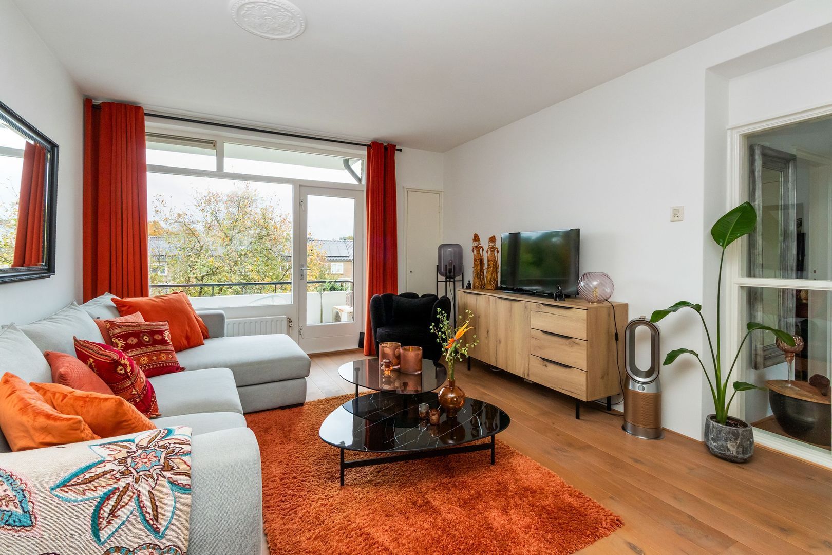 Burgemeester Jur. Visserlaan 32, Naarden foto-5 blur