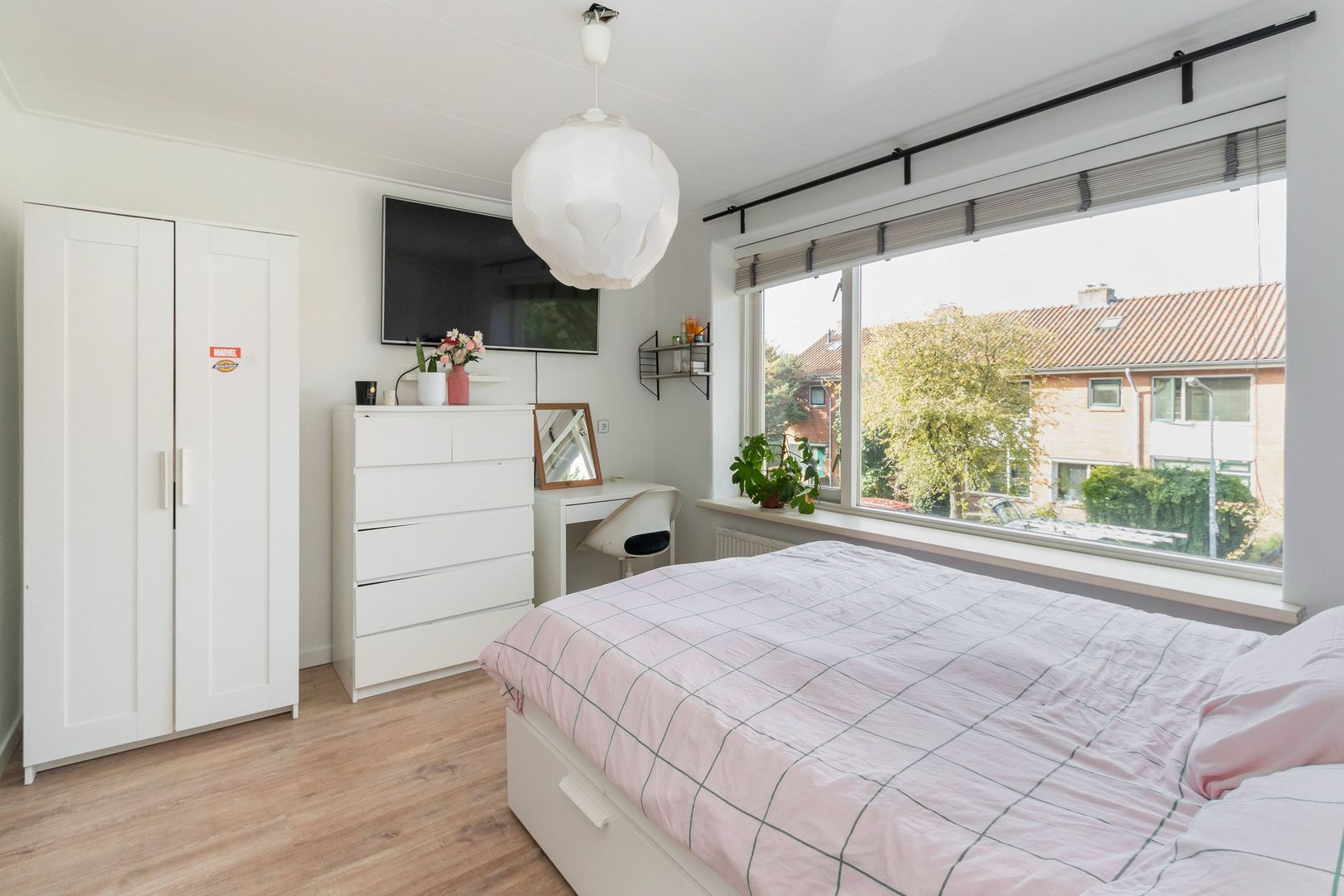 Van Dijkstraat 8, Hilversum foto-16 blur