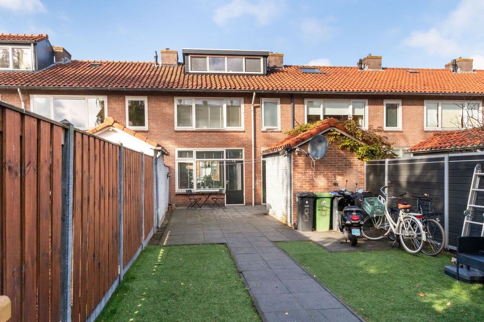 Van Dijkstraat 8, Hilversum foto-10 blur