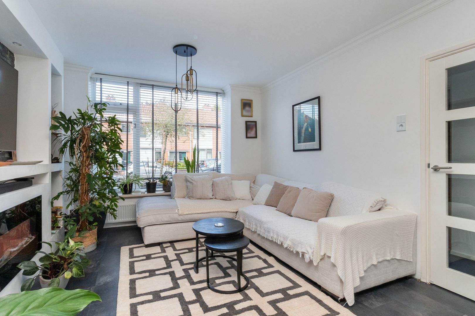 Van Dijkstraat 8, Hilversum foto-2 blur