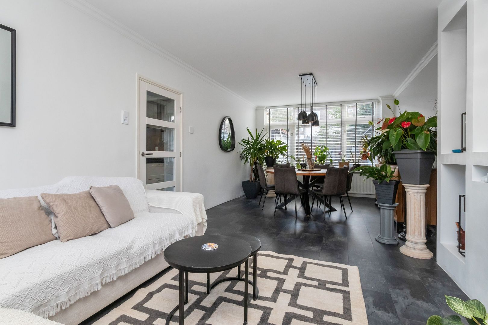 Van Dijkstraat 8, Hilversum foto-3 blur