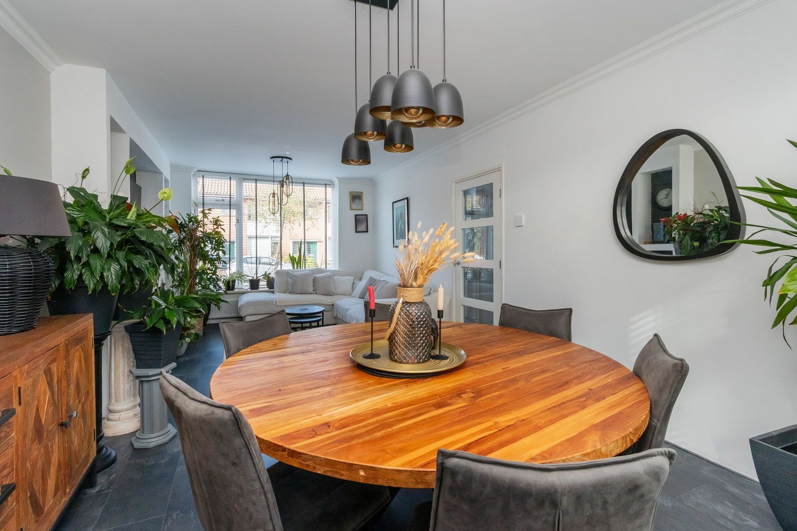 Van Dijkstraat 8, Hilversum foto-6 blur