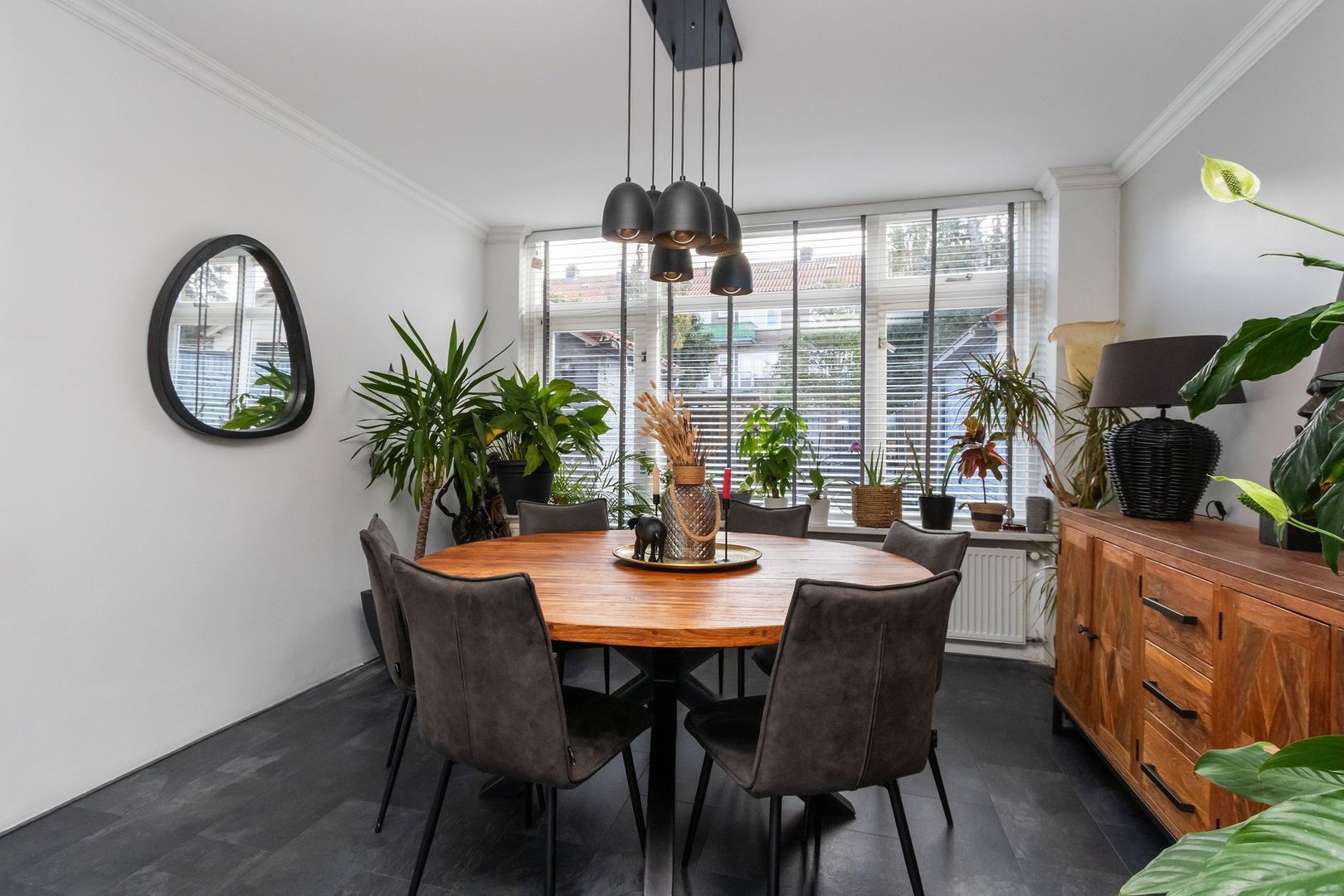 Van Dijkstraat 8, Hilversum foto-5 blur