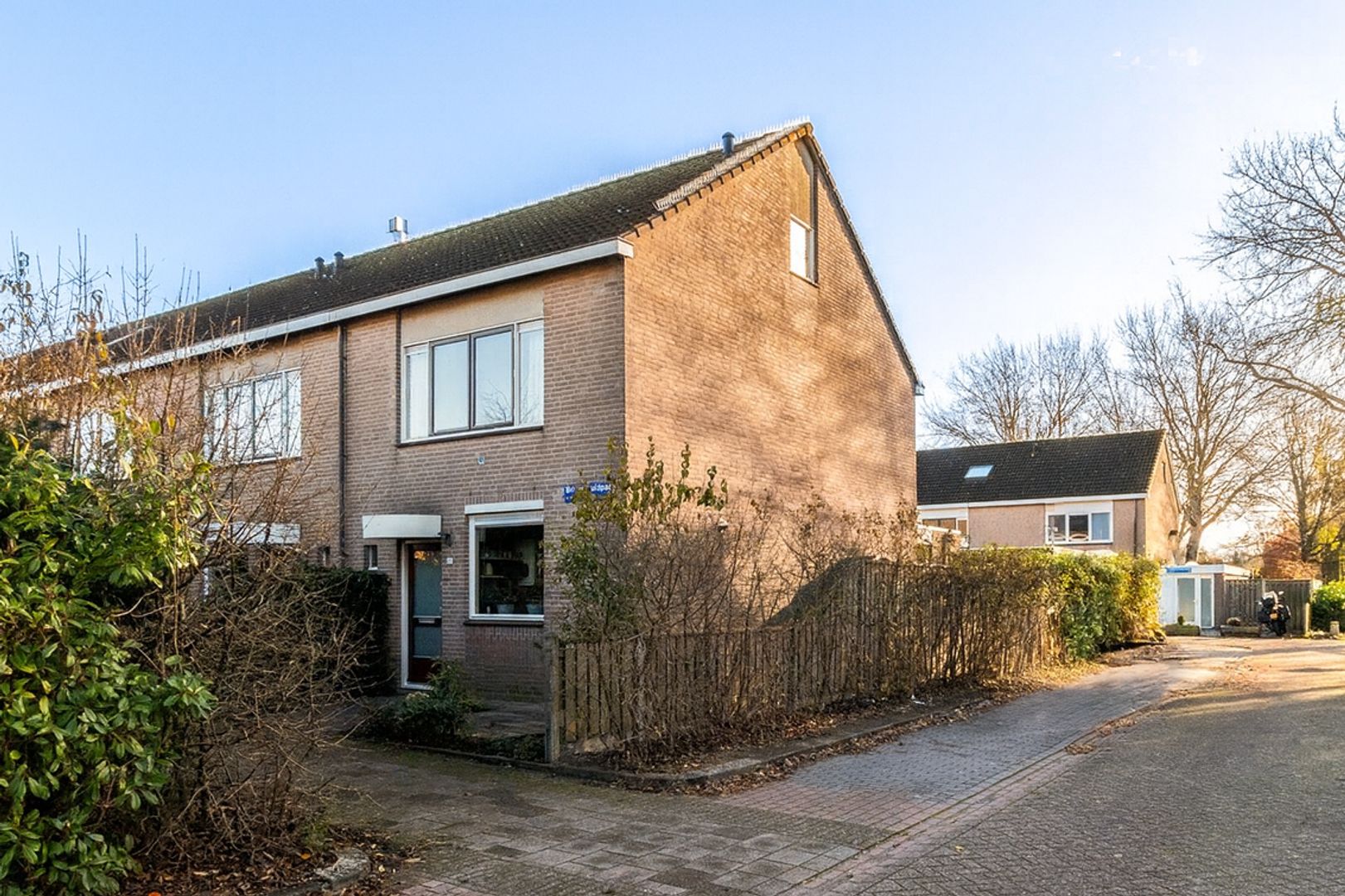 Bitterkruidpad 25, Almere foto-0 blur