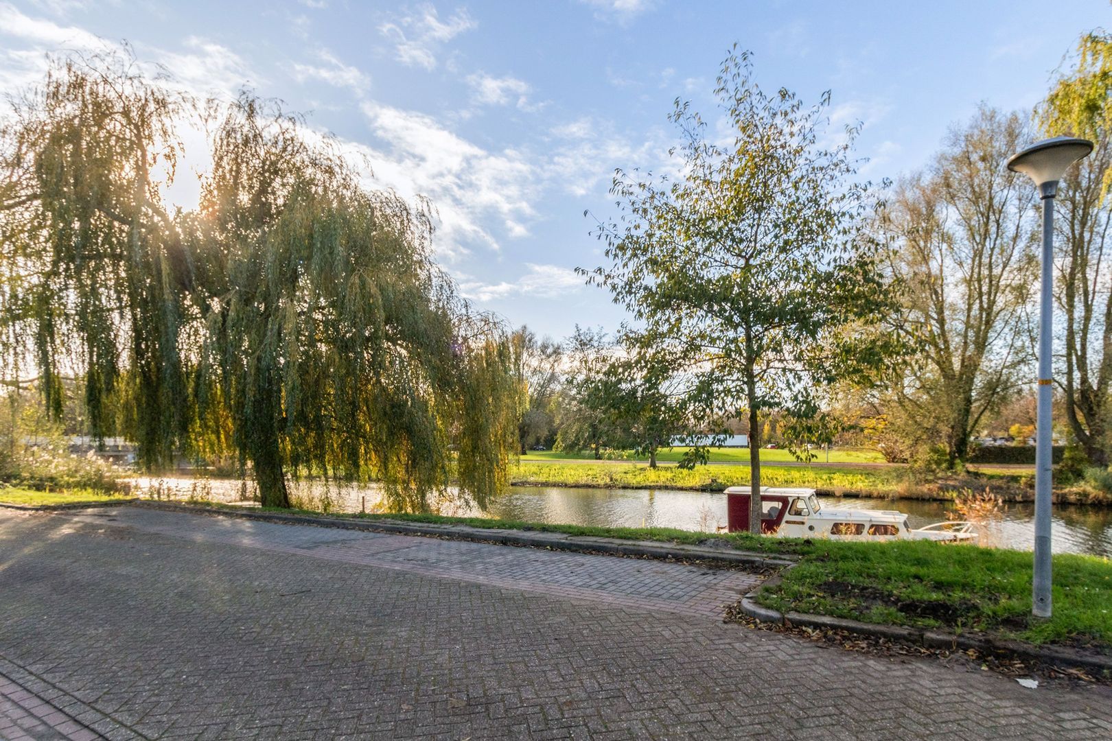 Bitterkruidpad 25, Almere foto-21 blur