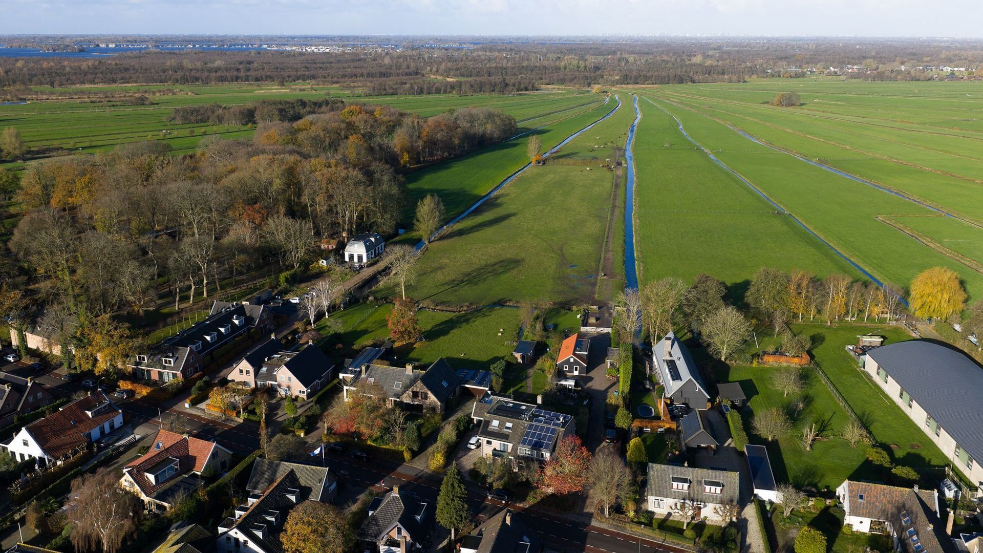 Nieuw-Loosdrechtsedijk 140, Loosdrecht foto-32 blur