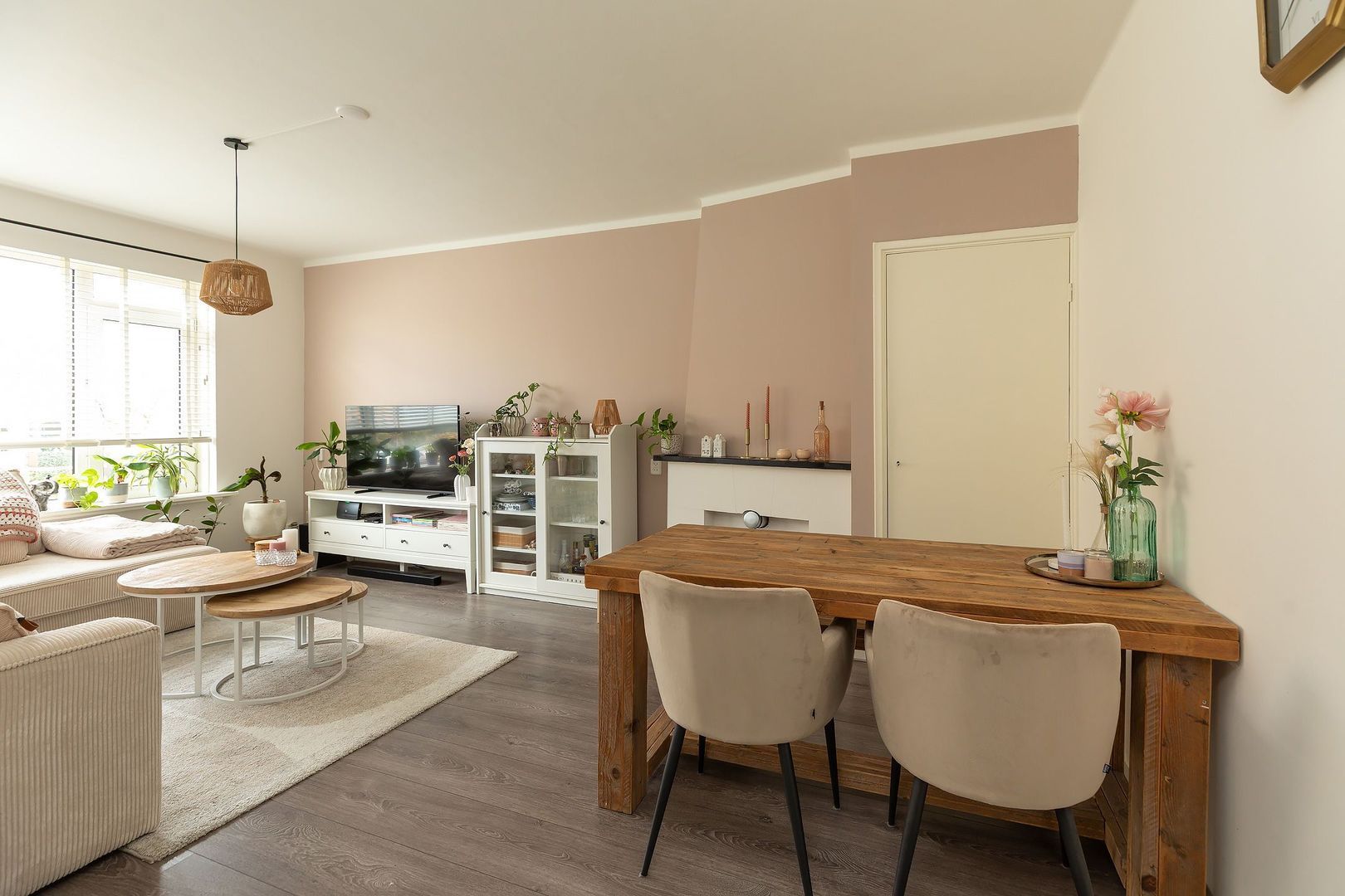 Admiraal de Ruyterlaan 27, Hilversum foto-1 blur