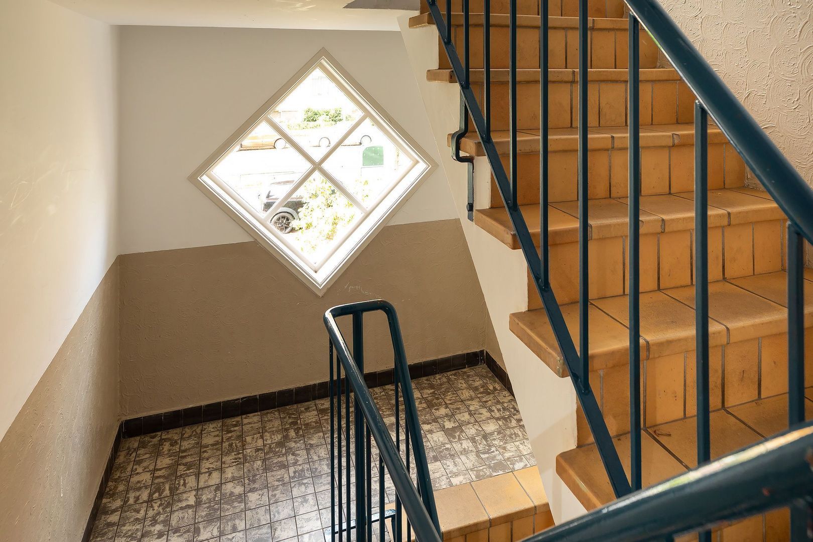 Admiraal de Ruyterlaan 27, Hilversum foto-20 blur