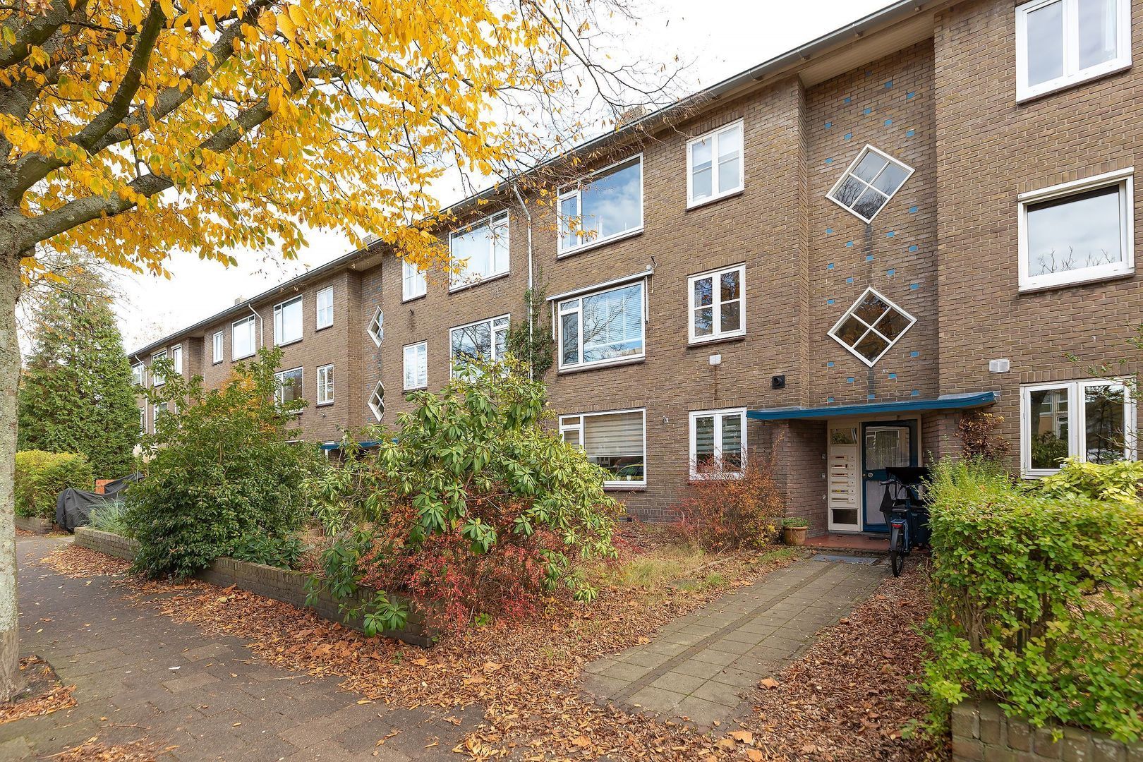 Admiraal de Ruyterlaan 27, Hilversum foto-22 blur