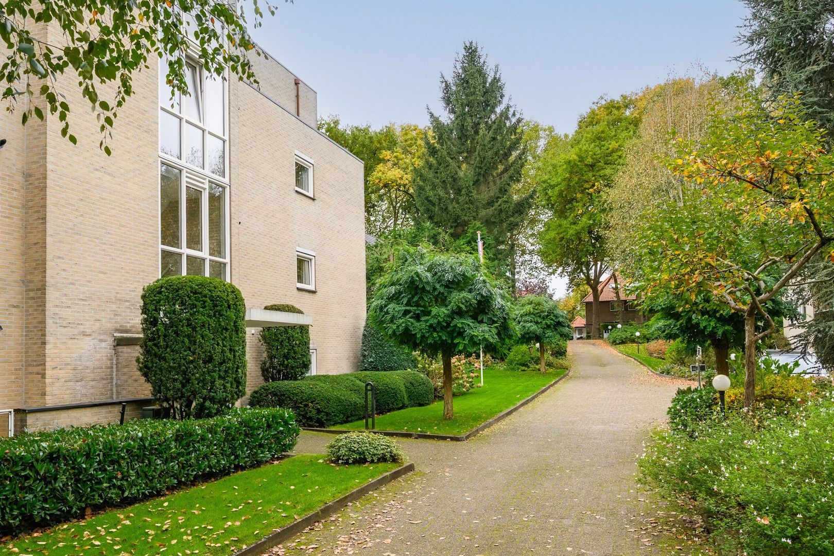 Eikbosserweg 183 L, Hilversum foto-24 blur