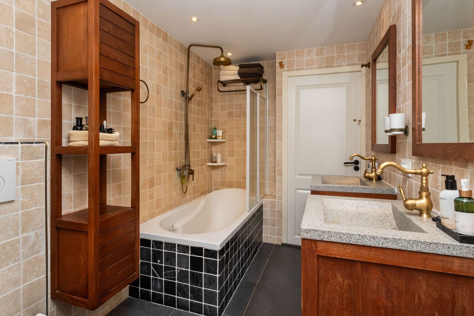 Hilvertsweg 13, Hilversum foto-17 blur