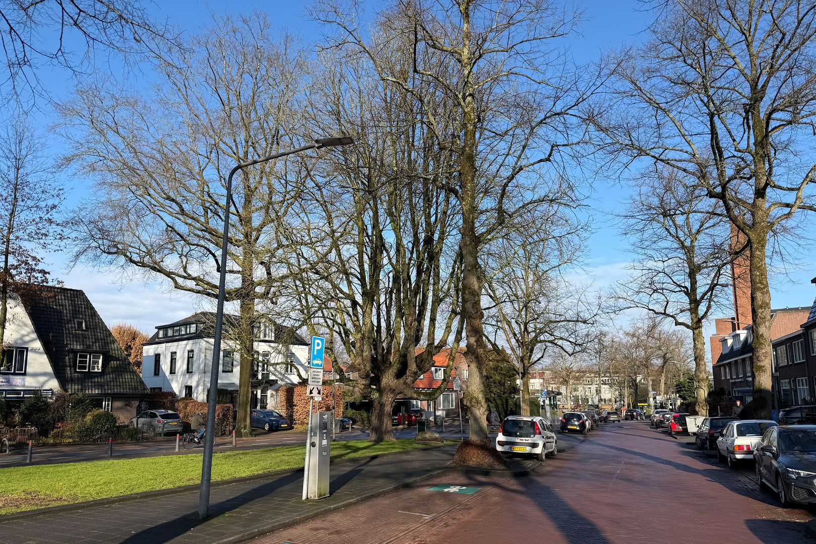 Hilvertsweg 13, Hilversum foto-24 blur