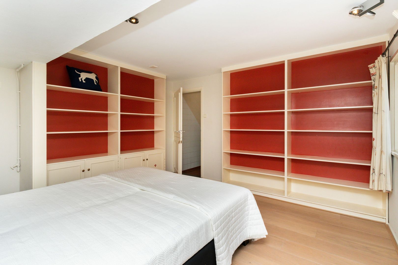 Noodweg 32 A, Hilversum foto-16 blur