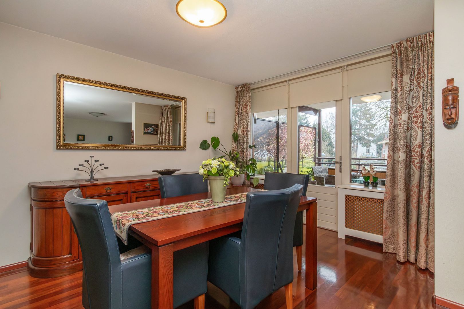 Laan van de Heelmeesters 29, Hilversum foto-7 blur