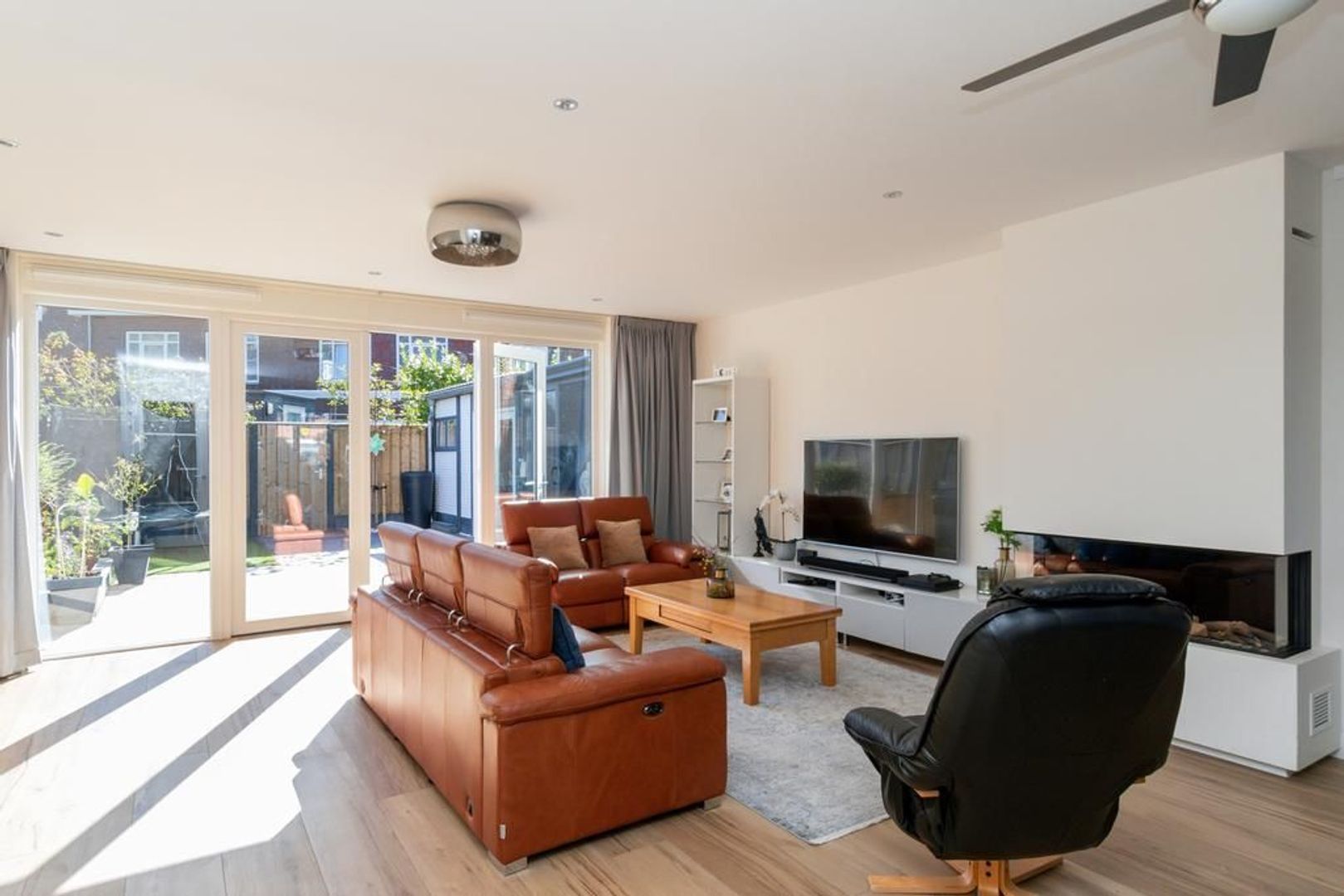 Lorentzweg 46 D1, Hilversum foto-2 blur