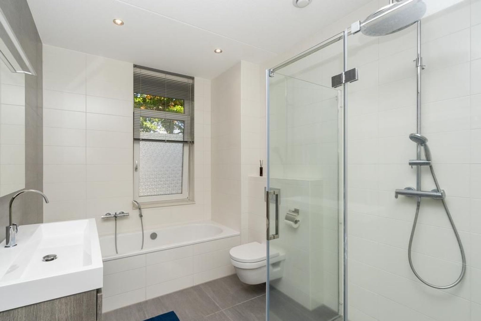 Lorentzweg 46 D1, Hilversum foto-13 blur