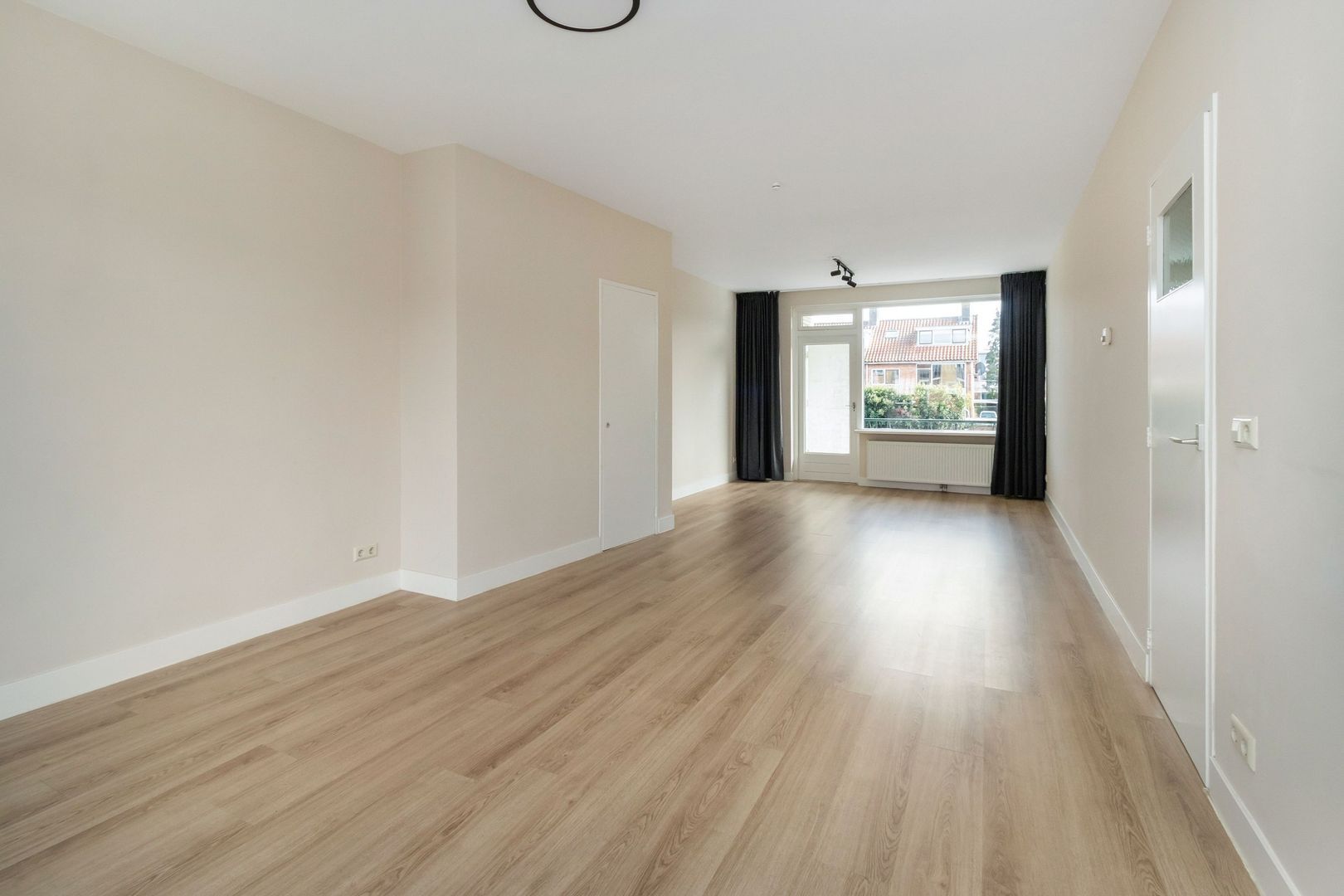 Van Brakellaan 27, Hilversum foto-4 blur