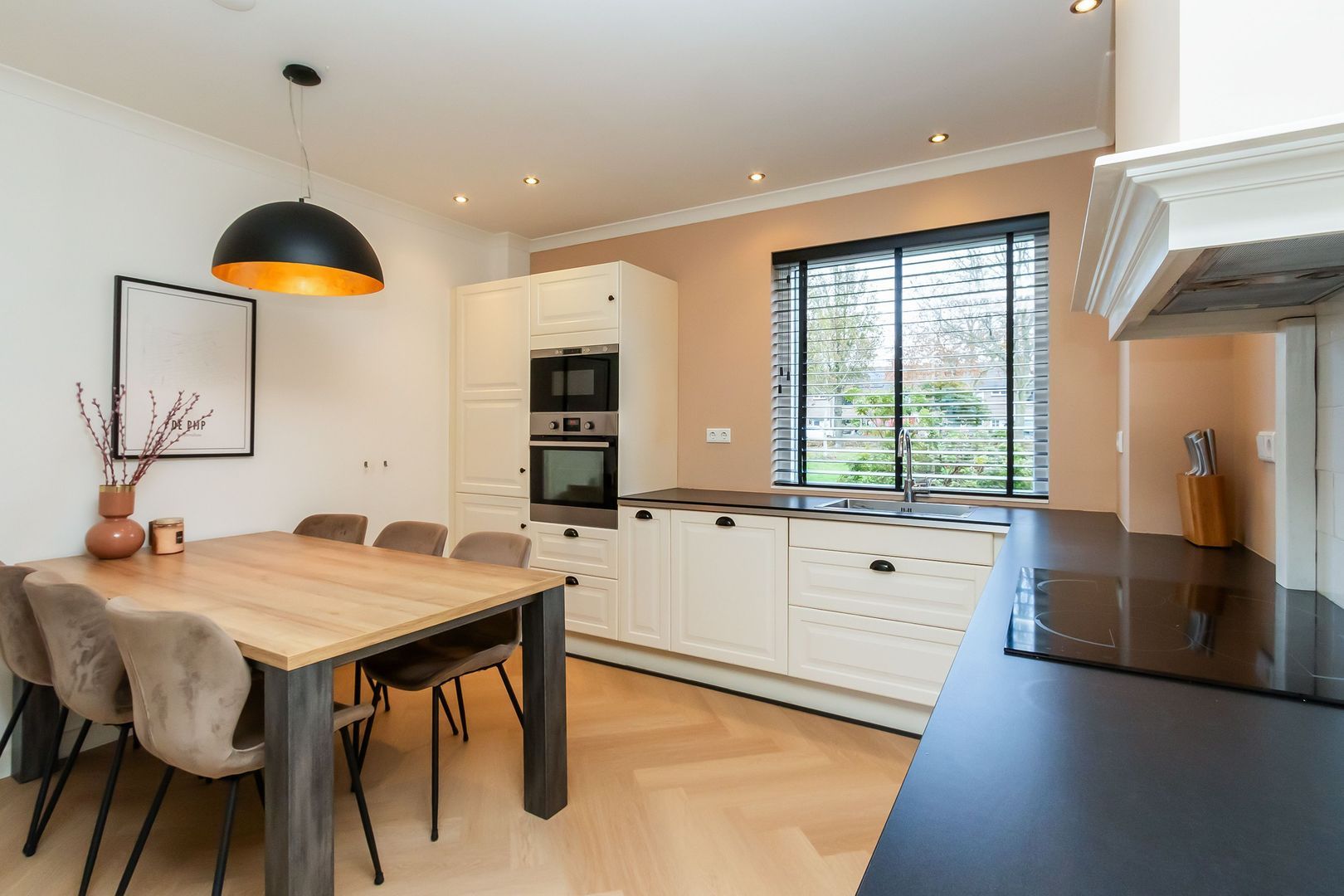 Jan Stadelaarstraat 4, Kortenhoef foto-5 blur