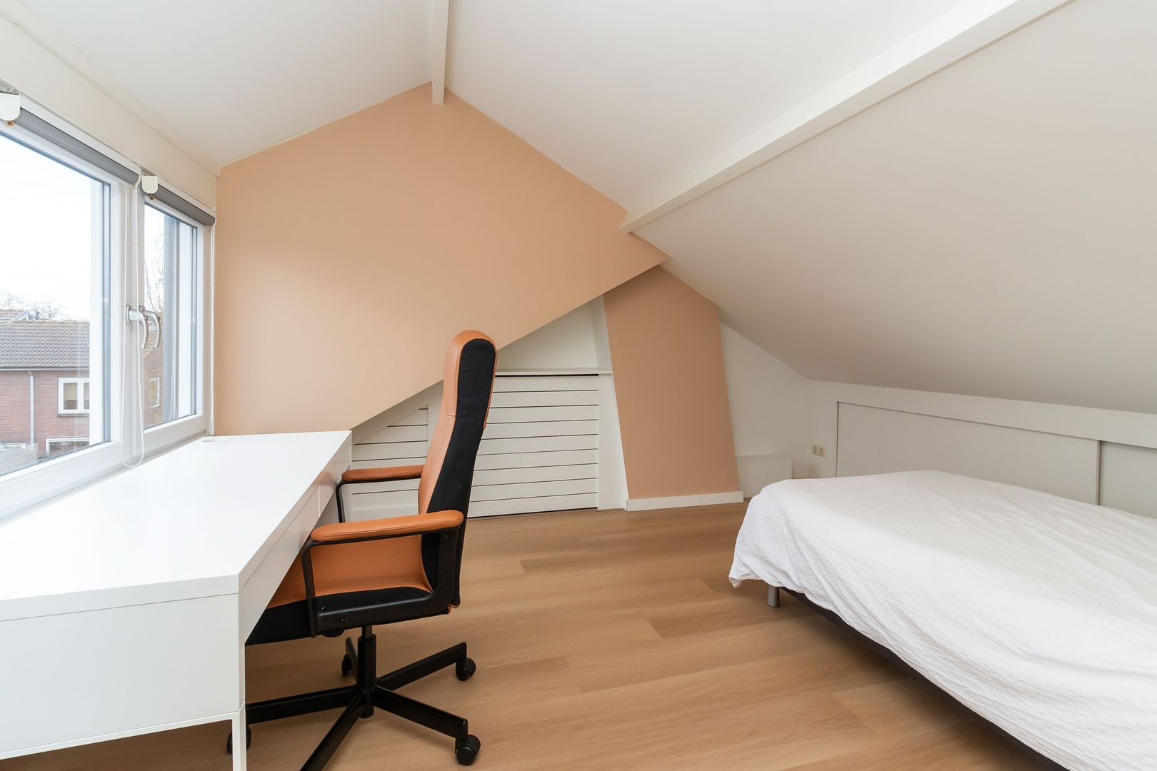 Jan Stadelaarstraat 4, Kortenhoef foto-12 blur