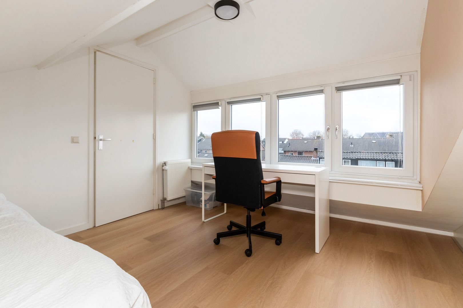 Jan Stadelaarstraat 4, Kortenhoef foto-13 blur