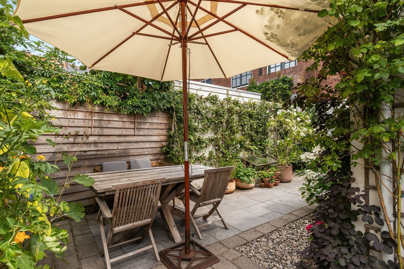 S. Hoogewerffstraat 51, Hilversum foto-2 blur