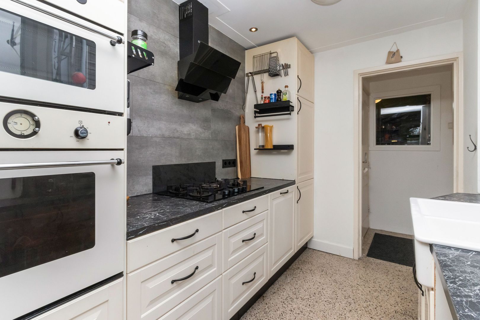 Hogeweg 15, Bussum foto-10 blur