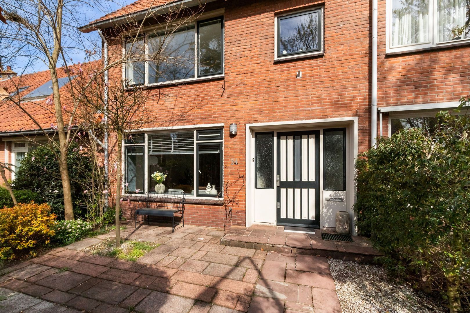 Celebeslaan 24, Hilversum foto-3 blur