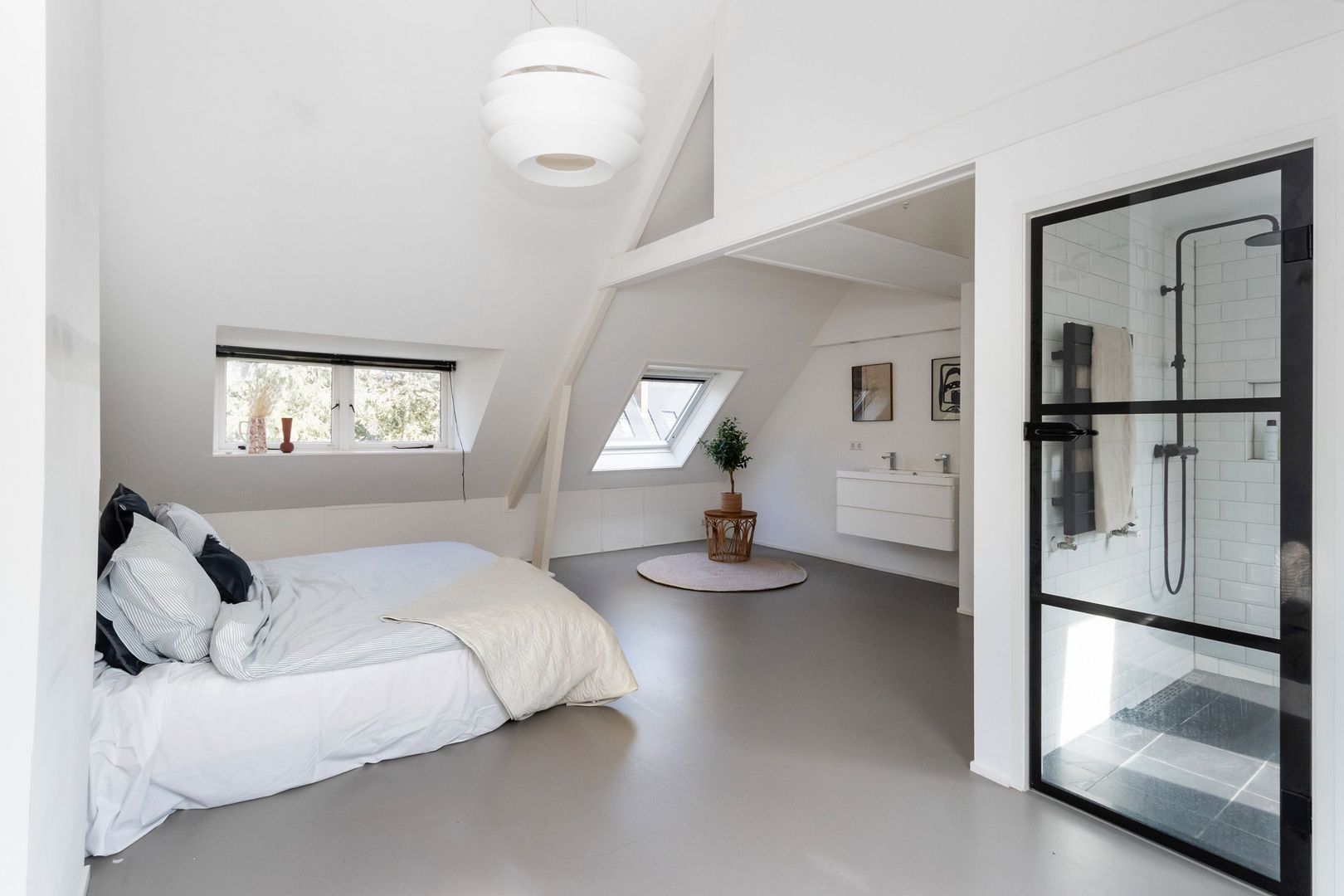 Celebeslaan 24, Hilversum foto-24 blur