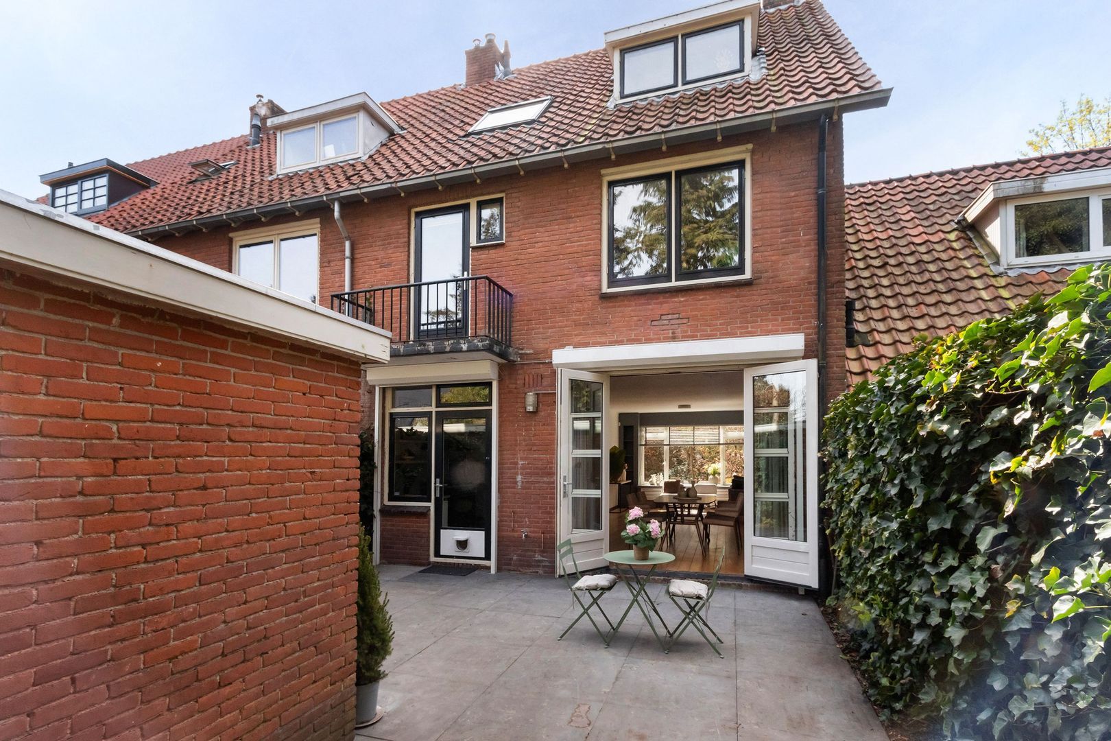 Celebeslaan 24, Hilversum foto-26 blur