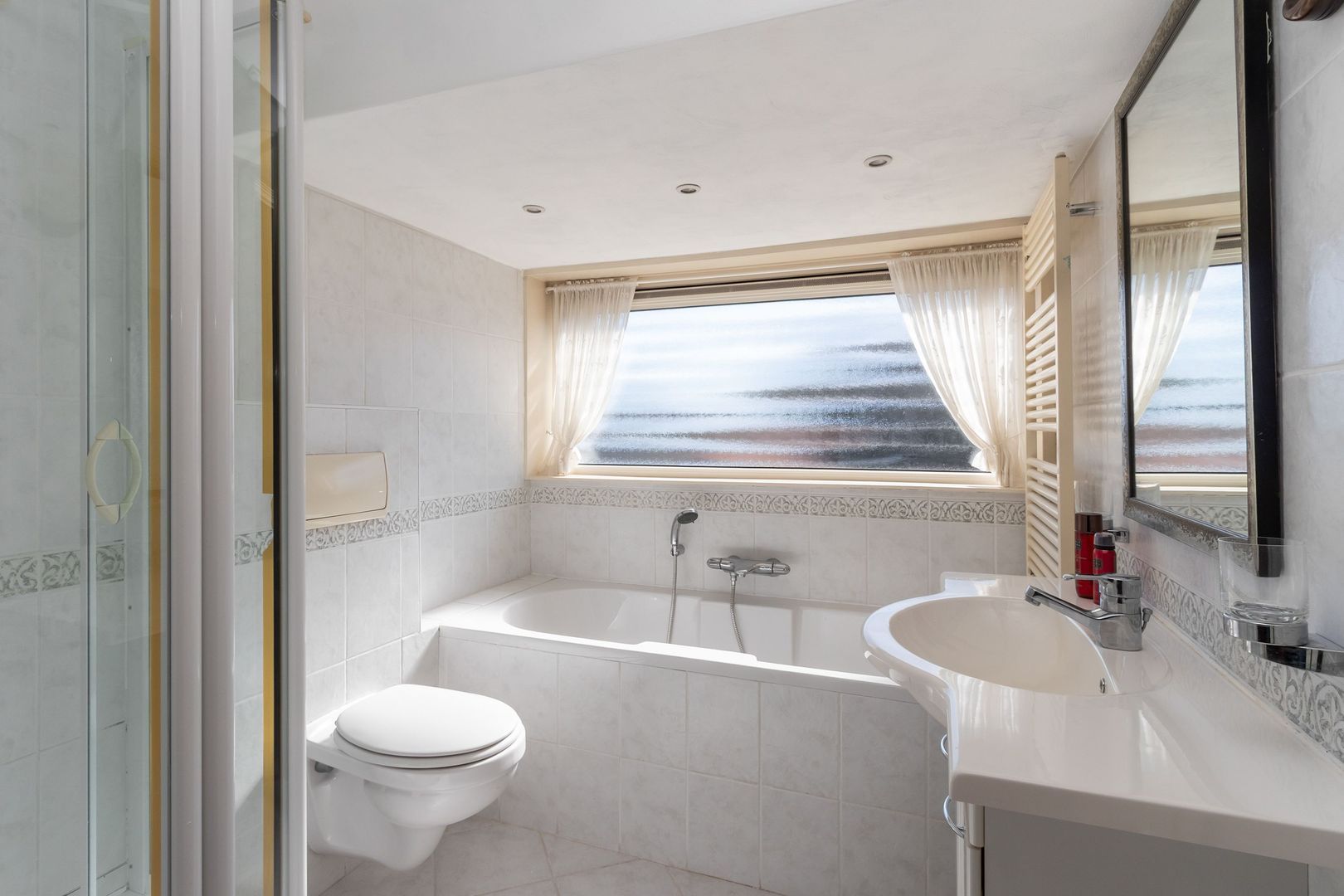 B. van Rooijenstraat 90, Naarden foto-14 blur