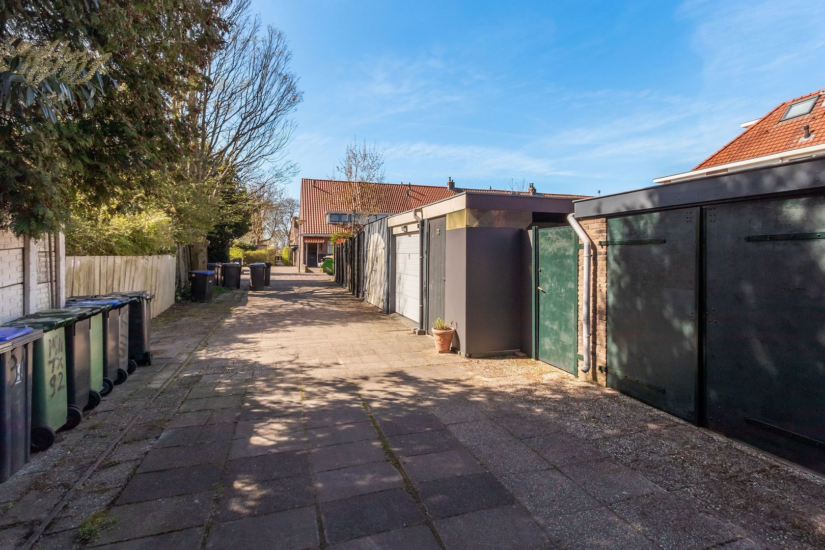 B. van Rooijenstraat 90, Naarden foto-18 blur