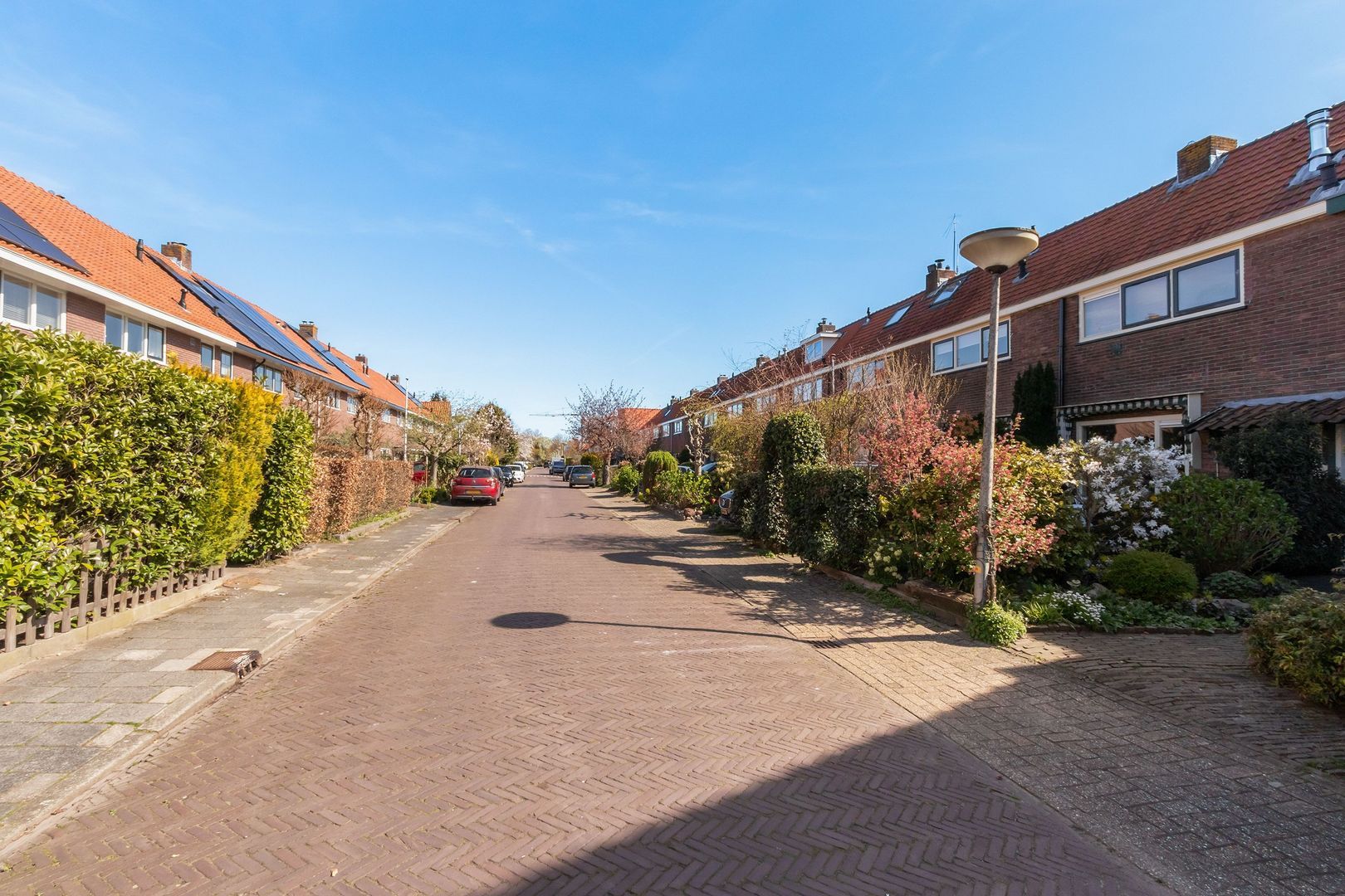 B. van Rooijenstraat 90, Naarden foto-20 blur