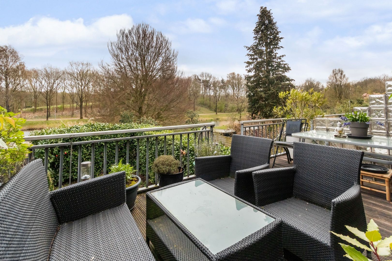 Giek 42, Huizen foto-10 blur