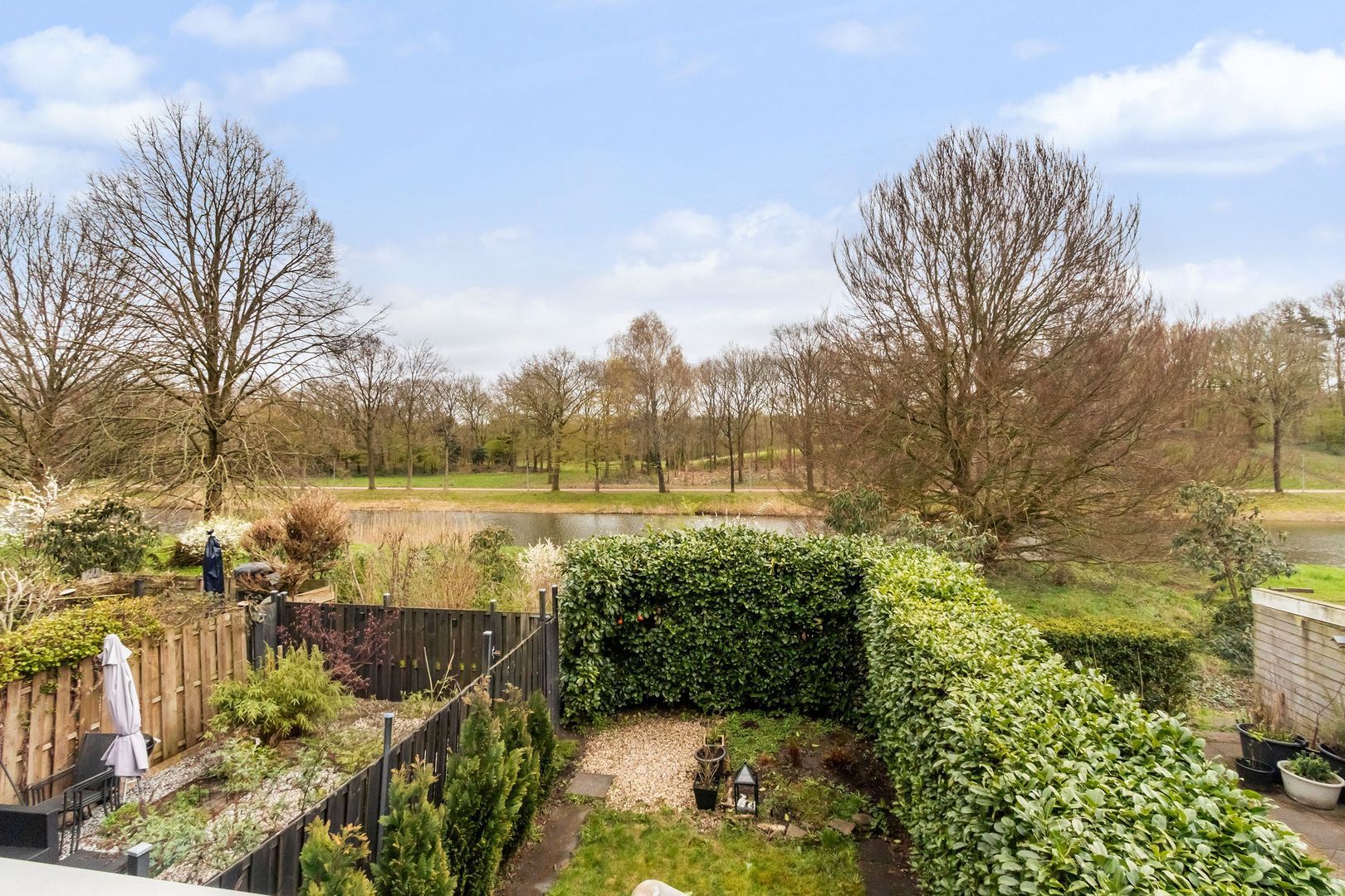 Giek 42, Huizen foto-12 blur