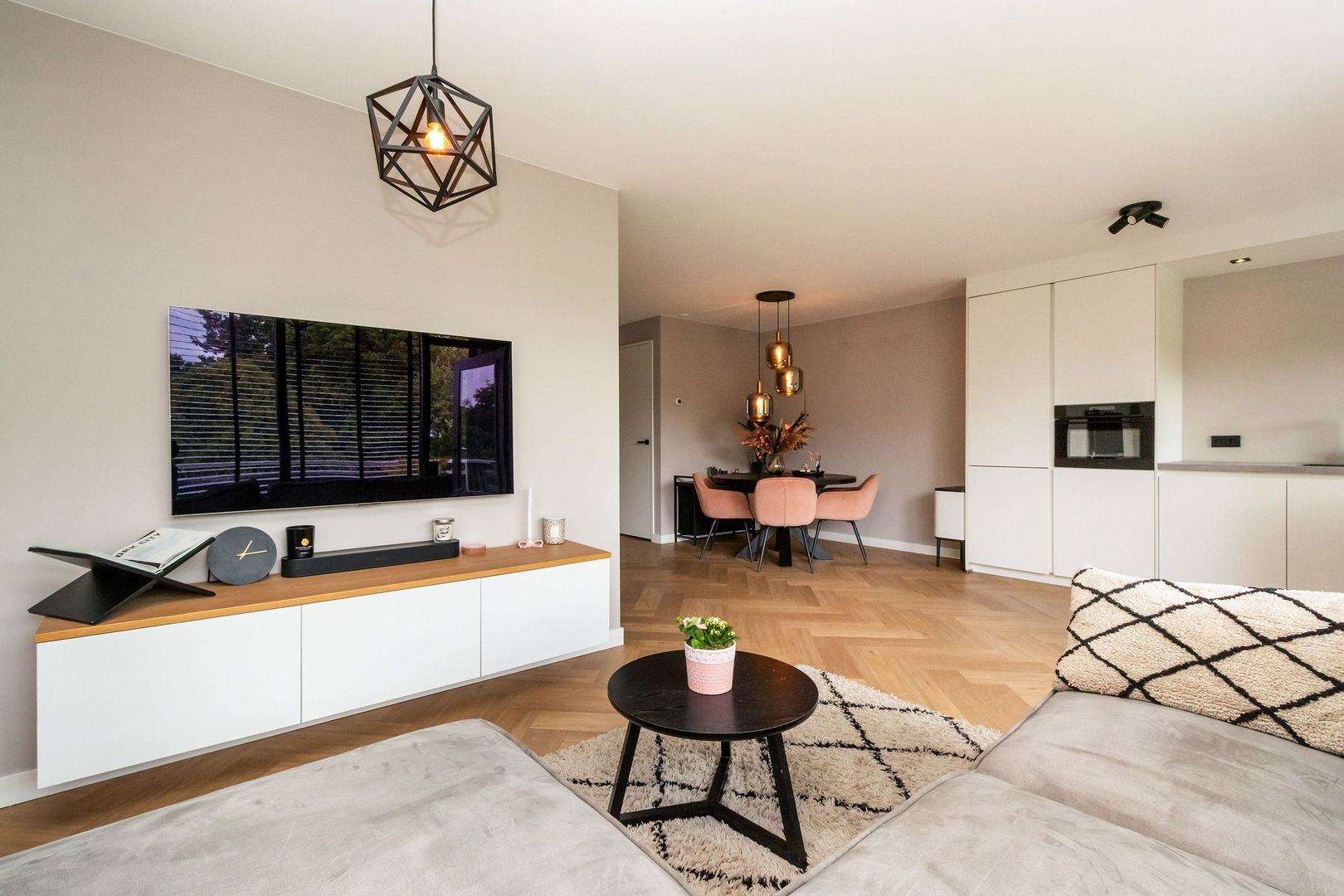 Willibrorduslaan 155, Hilversum foto-4 blur