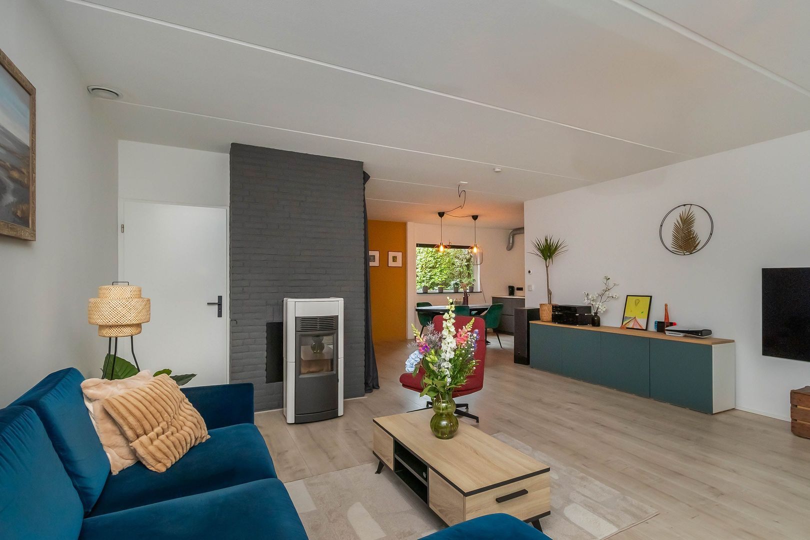 Goudwespmeent 55, Hilversum foto-4 blur