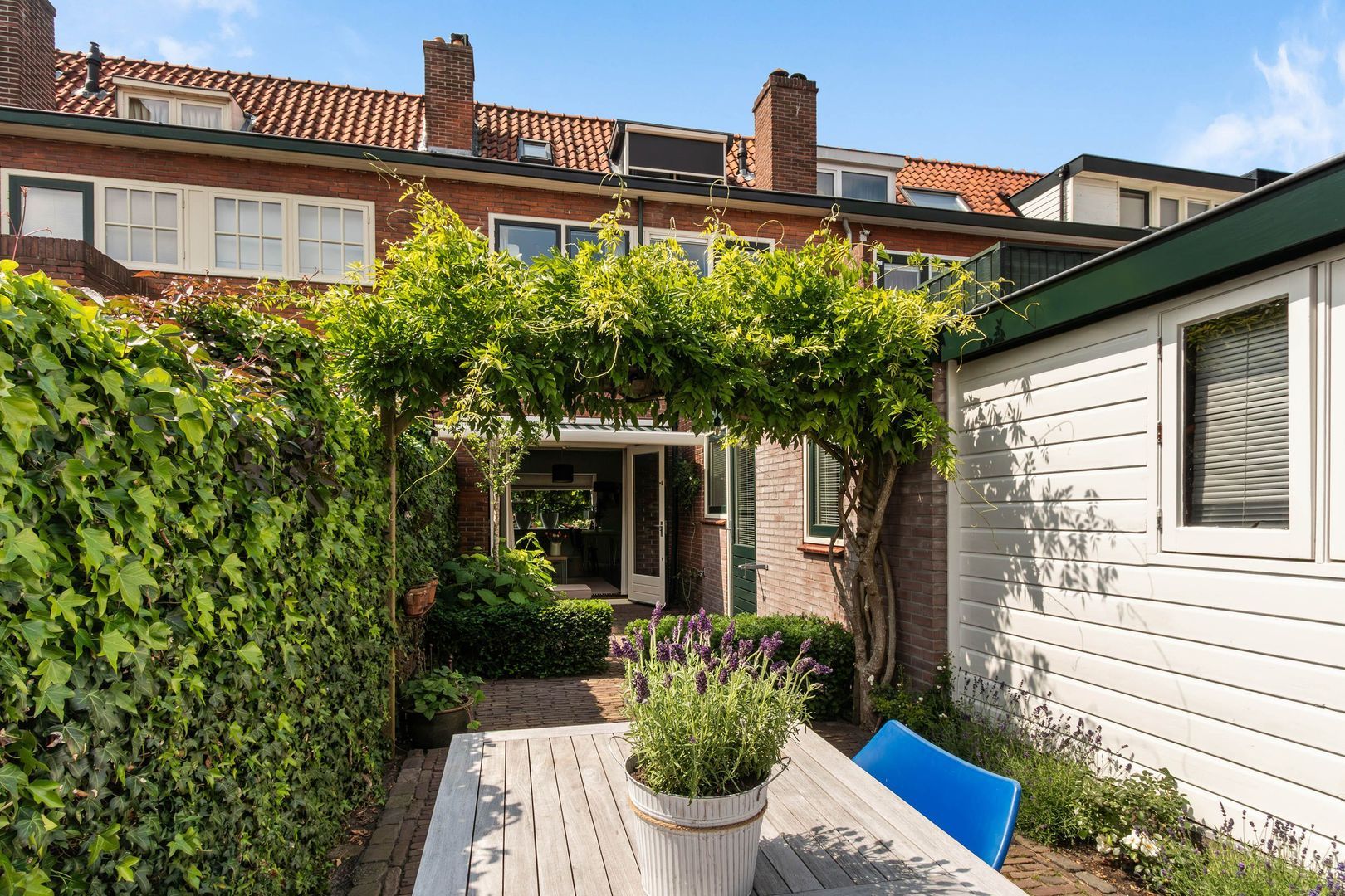 S. Hoogewerffstraat 80, Hilversum foto-19 blur