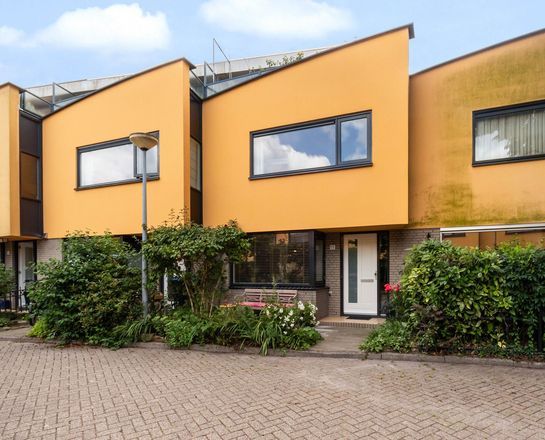 Gijsbertje Louffhof 15, Weesp