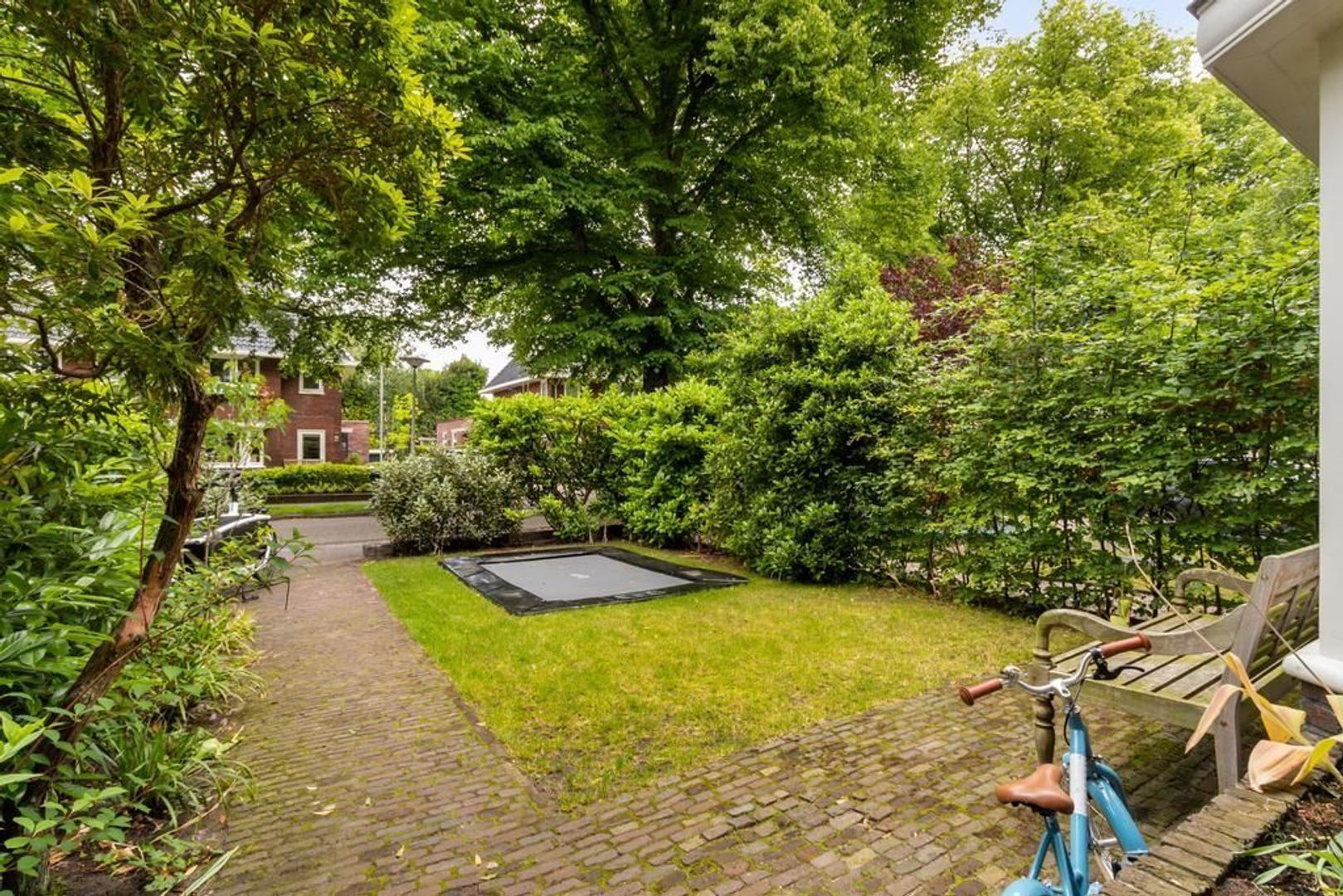 van der Helstlaan 18, Naarden foto-1 blur