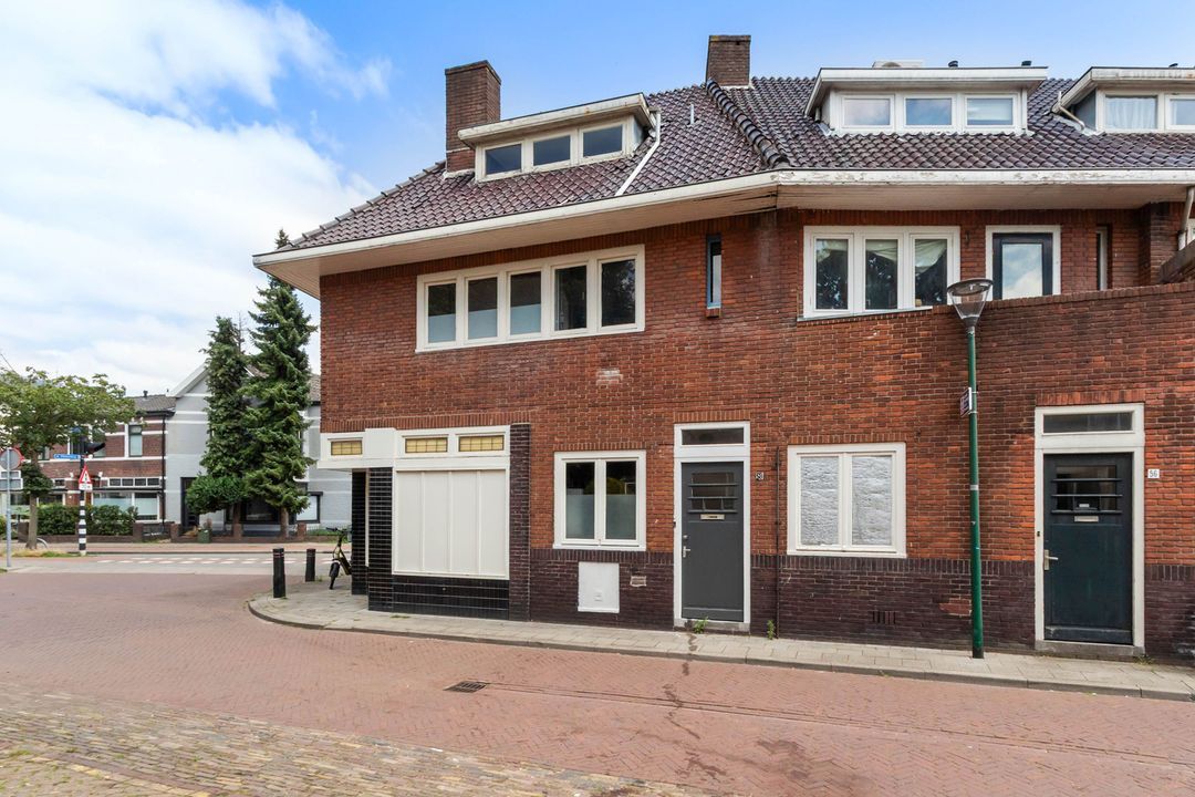 Diepeweg 58, Hilversum
