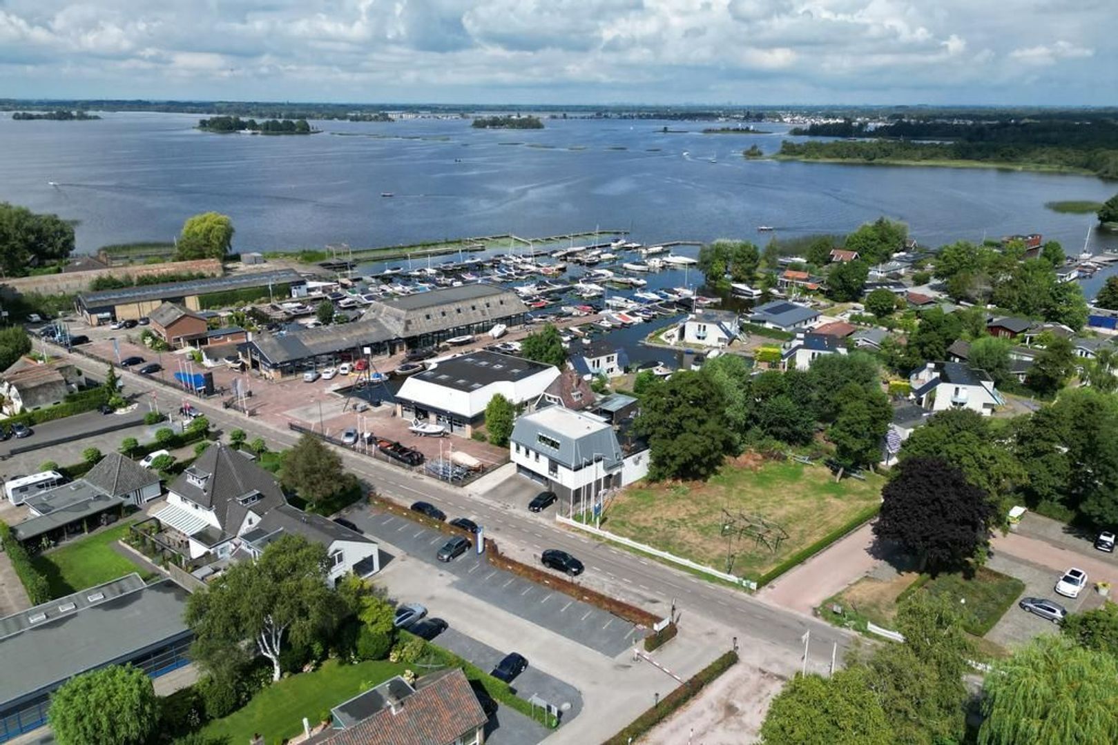 Nieuw-Loosdrechtsedijk 214, Loosdrecht foto-8 blur