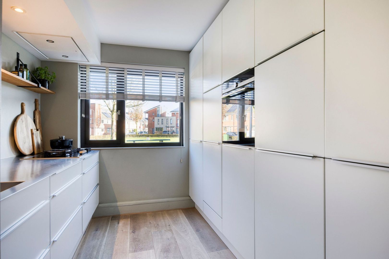 Tulpplantsoen 11, Berkel En Rodenrijs foto-12 blur