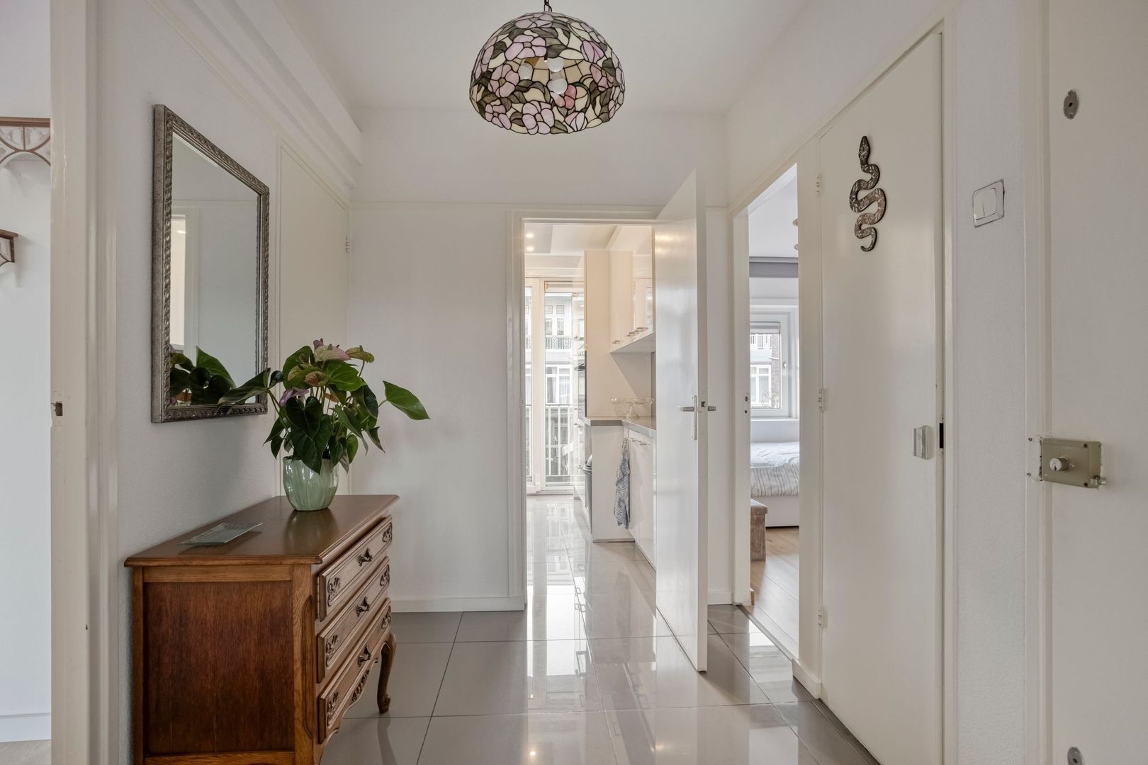 Newtonplein 53, Schiedam foto-7 blur