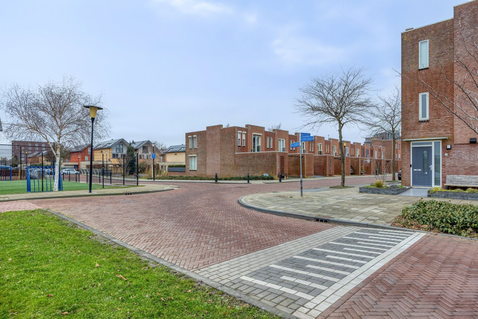 Smithaven 49, Barendrecht foto-30 blur