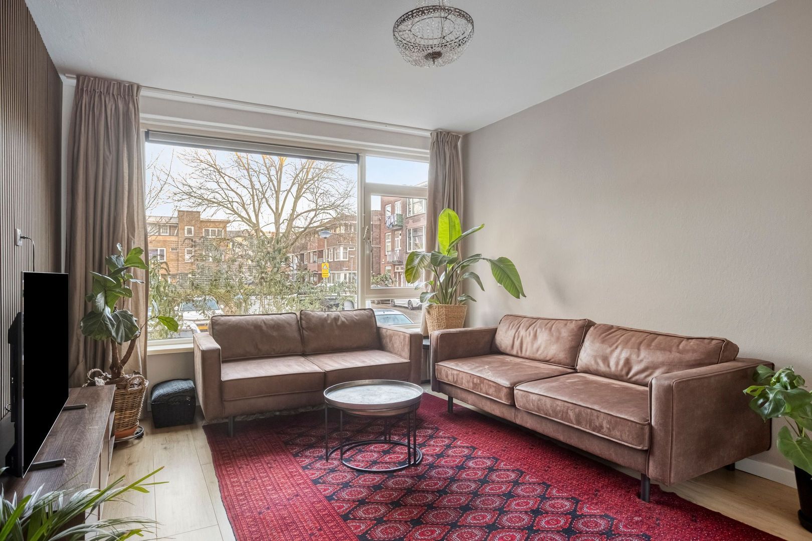 Newtonplein 53, Schiedam foto-4 blur