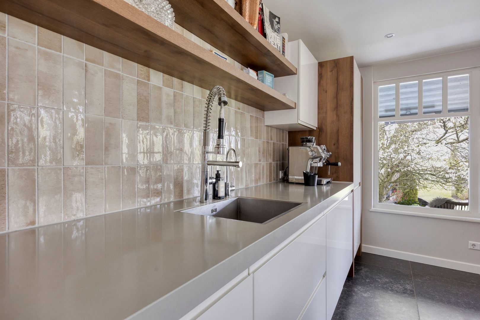 Delftweg 290, Rotterdam foto-9 blur