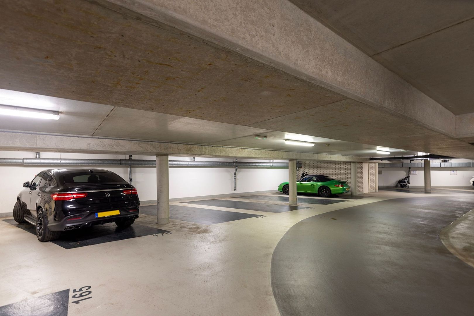 Veendijk 1 a 2 image 1